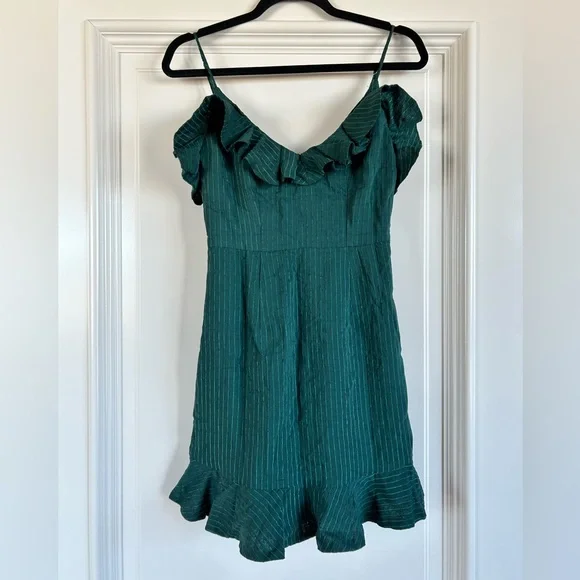 green emerald velvet dress Emerald Green Round Neck Long Sleeve Maxi Dress Small main image 0